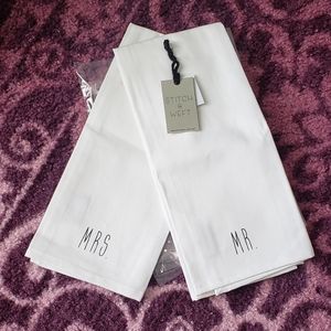 NWT Mr & Mrs kirchen towels